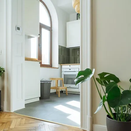 Apartment The Golden Palace Bucharest