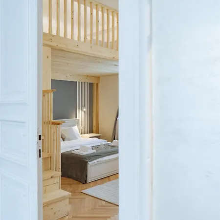 The Golden Palace Apartment Bucharest