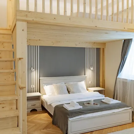 The Golden Palace Apartment *
