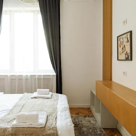 Apartment The Golden Palace *